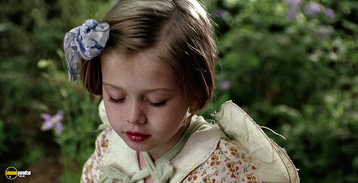 A still #108 from The Hours (2002)