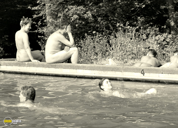 A still #6 from Daniel Farson's Guide to Britain: Vol.2 (1964)