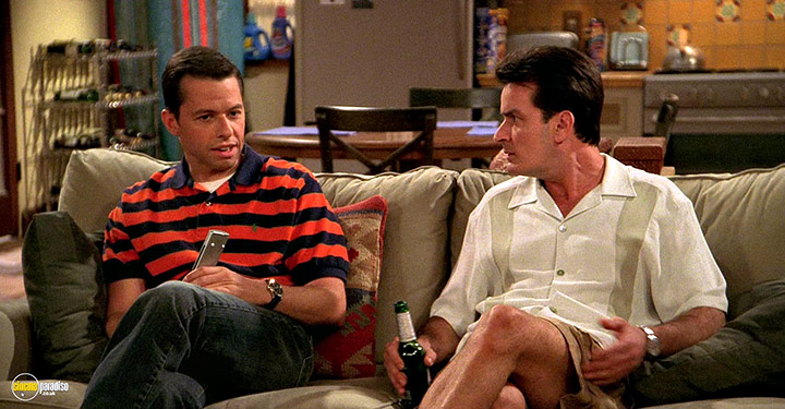 A still #12 from Two and a Half Men: Series 3 (2005)
