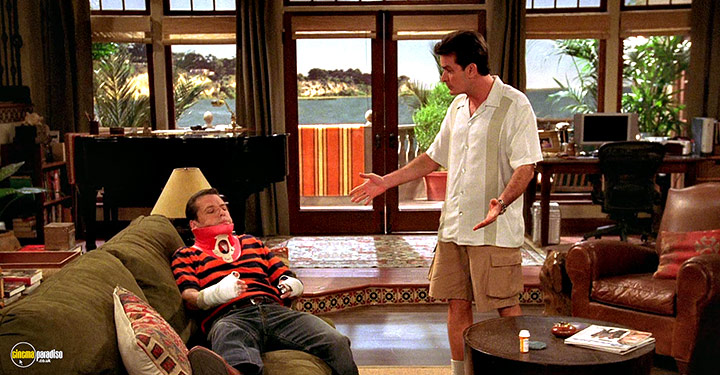 A still #33 from Two and a Half Men: Series 3 (2005)