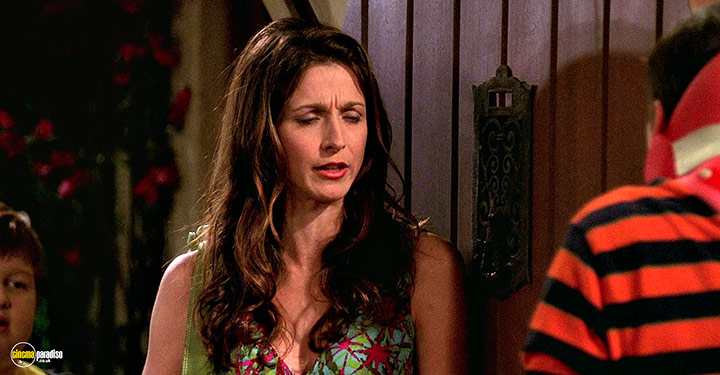 A still #40 from Two and a Half Men: Series 3 (2005)