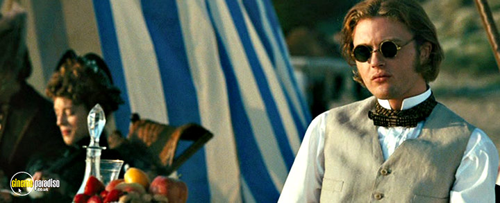 A still #35 from Silk (2007)