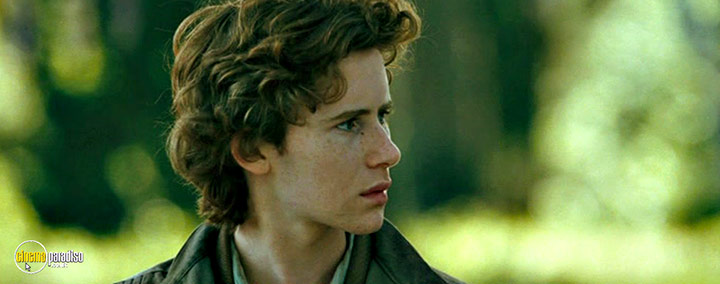 A still #1 from Silk (2007)