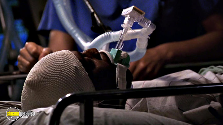 A still #25 from ER: Series 11 (2004)