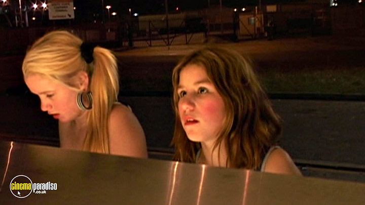 A still #16 from Pavee Lackeen: The Traveller Girl (2005)