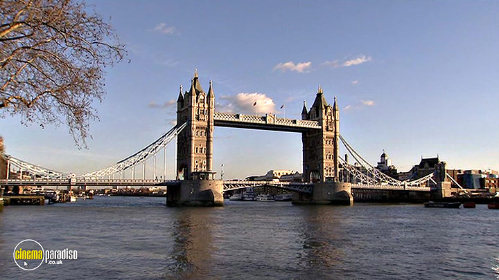 A still #10 from Capital Cities of the World: London (2007)