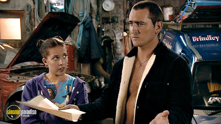 A still #4 from Two Pints of Lager and a Packet of Crisps: Series 3 and 4 (2003)