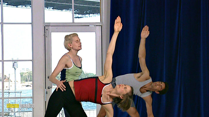A still #4 from Antonia Kidman Yoga: Power and Style of Ashtanga (2002)