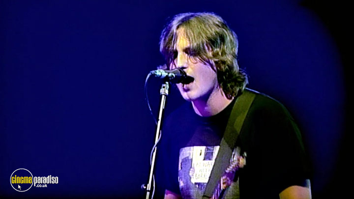 A still #3 from Starsailor: Love Is Here: Live (2001)