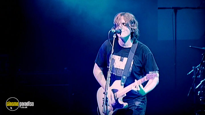 A still #1 from Starsailor: Love Is Here: Live (2001)