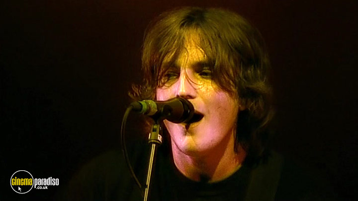 A still #4 from Starsailor: Love Is Here: Live (2001)