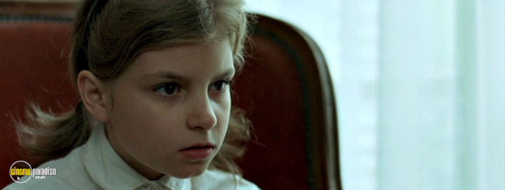 A still #18 from Blame It on Fidel (2006)