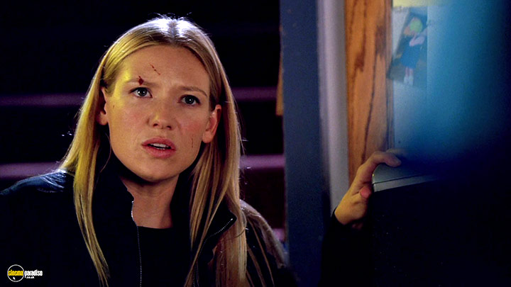 A still #1 from Fringe: Series 2 (2009)