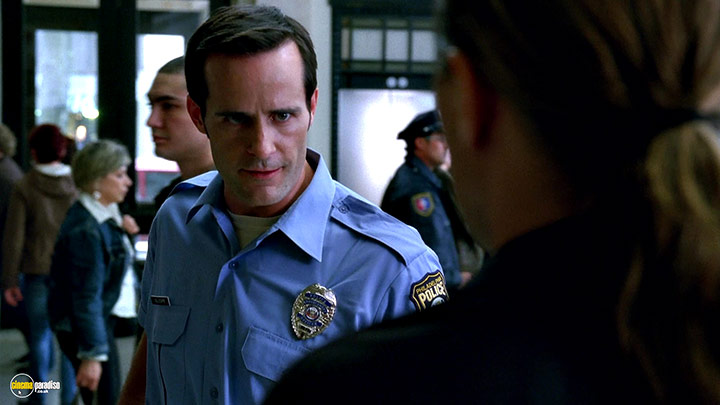 A still #22 from Fringe: Series 2 (2009)