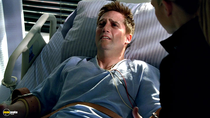 A still #16 from Fringe: Series 2 (2009)