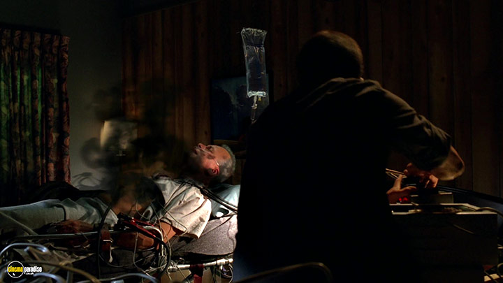 A still #2 from Fringe: Series 2 (2009)