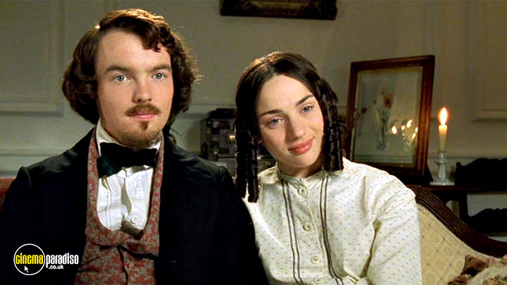 A still #14 from David Copperfield (1999)