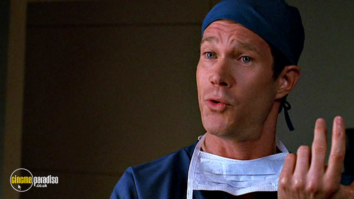 A still #9 from Nip / Tuck: Series 1 (2003)