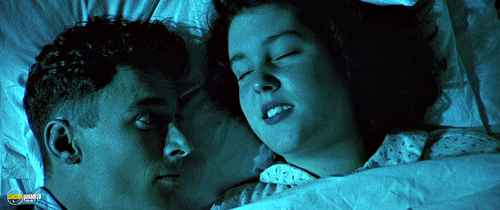 A still #11 from Heavenly Creatures (1994) With Melanie Lynskey And Jed Brophy