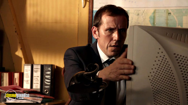A still #11 from Death in Paradise: Series 1 (2011)
