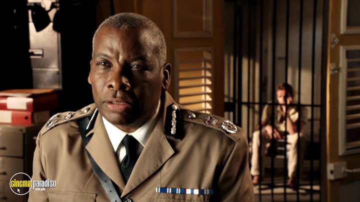 A still #16 from Death in Paradise: Series 1 (2011)