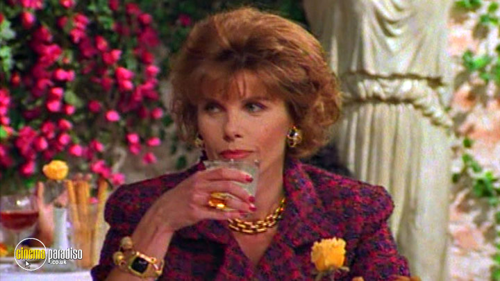 A still #3 from Cybill: Series 1 (1995)