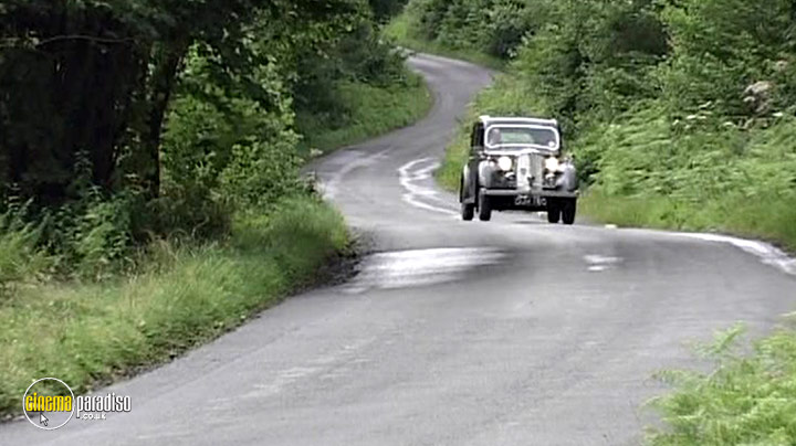 A still #2 from Land Rovers (2007)