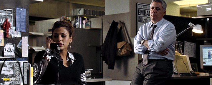 A still #9 from Hitch (2005) With Adam Arkin And Eva Mendes