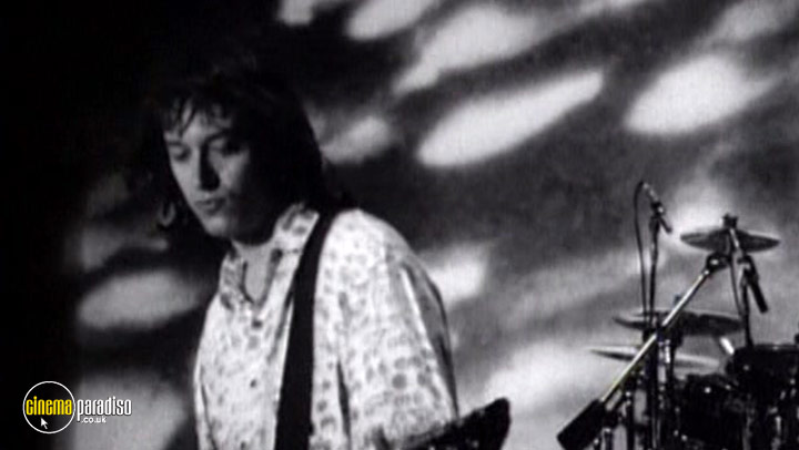 A still #9 from R.E.M.: Tour Film Live (1990)