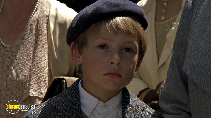 A still #18 from Tea with Mussolini (1999)