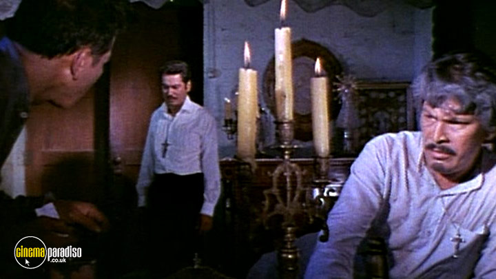 A still #5 from Blood of the Vampires (1970)