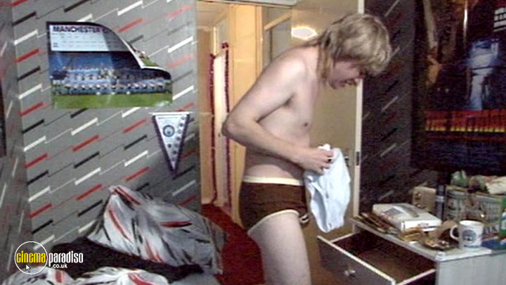 A still #3 from Paul and Pauline Calf's Video Diaries (1994)