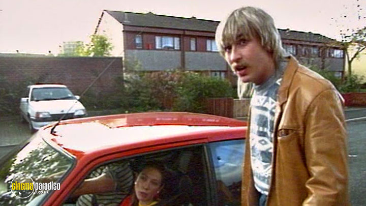 A still #4 from Paul and Pauline Calf's Video Diaries (1994)