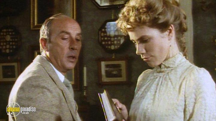 A still #5 from Sherlock Holmes: Illustrious Client / Creeping Man (1991)