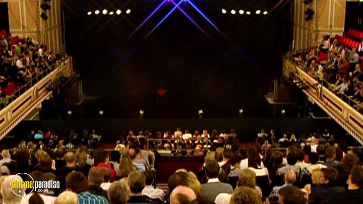 A still #16 from Ed Byrne: Crowd Pleaser Tour 2011 (2011)