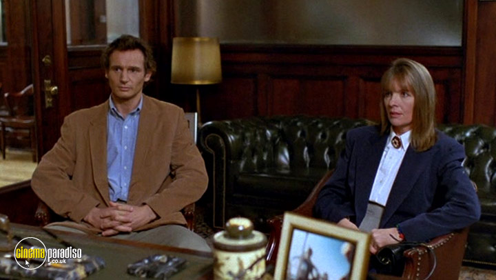 A still from The Good Mother (1988) 