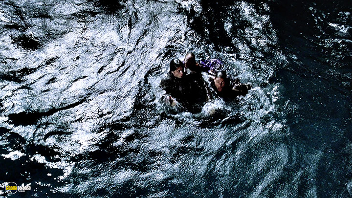 A still #67 from War of the Worlds (2005)