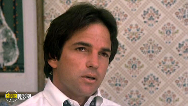 A still #4 from St. Elsewhere: Series 1 (1982)