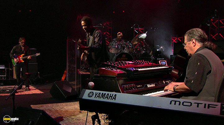 A still #20 from Return to Forever: Live at Montreux 2008 (2008)