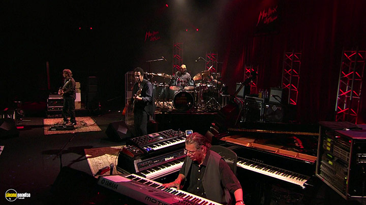 A still #19 from Return to Forever: Live at Montreux 2008 (2008)