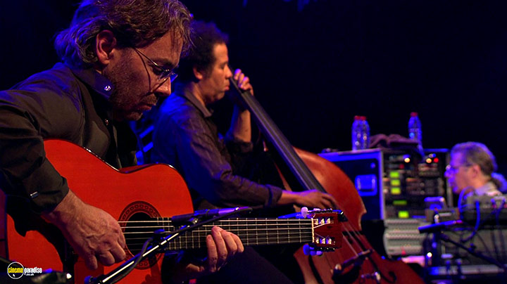 A still #7 from Return to Forever: Live at Montreux 2008 (2008)