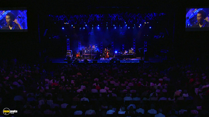 A still #6 from Return to Forever: Live at Montreux 2008 (2008)