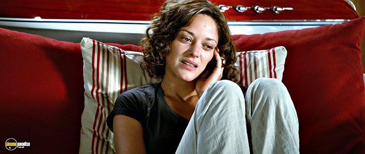 A still #16 from Little White Lies (2010) With Marion Cotillard