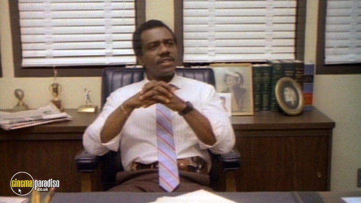 A still #3 from Sledge Hammer!: Series 1 (1986)