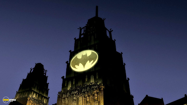 A still #18 from Batman: The Dark Knight Returns: Part 1 (2012)