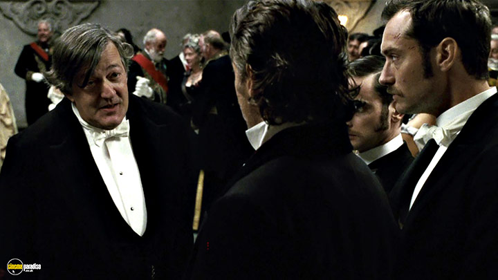 A still #30 from Sherlock Holmes: A Game of Shadows (2011) With Stephen Fry And Jude Law
