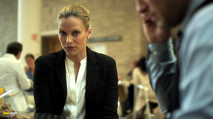 A still #13 from Side Effects (2013) With Vinessa Shaw
