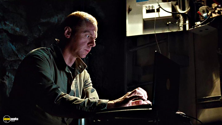 A still #6 from Mission Impossible: Ghost Protocol (2011) With Simon Pegg