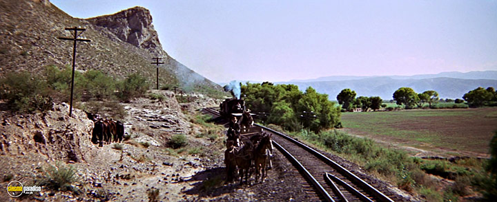 A still #18 from The Wild Bunch (1969)