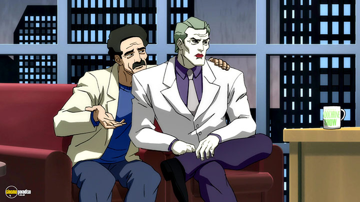 A still #9 from Batman: The Dark Knight Returns: Part 2 (2013)